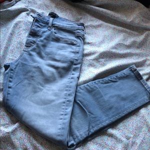 Uniqlo straight leg light wash jeans